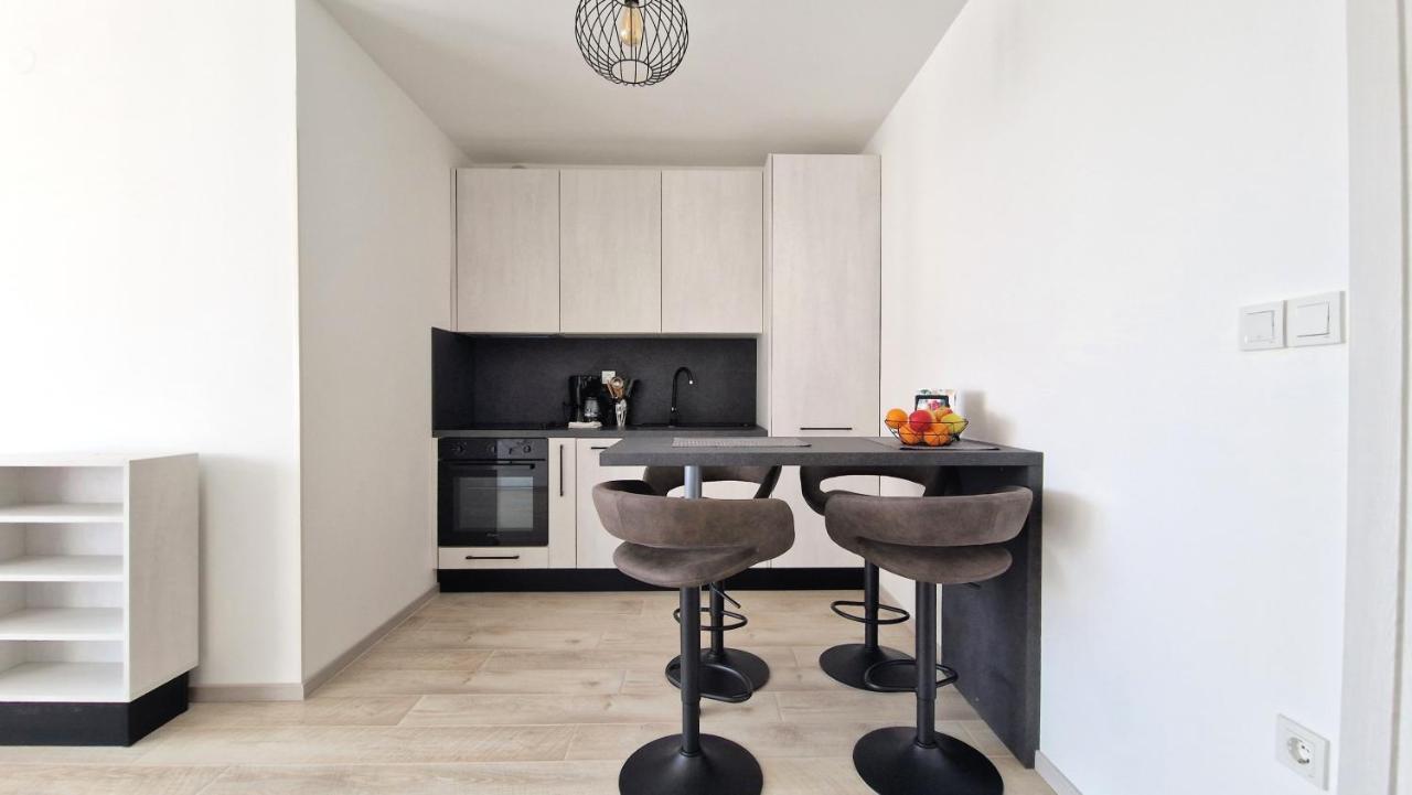 Apartment Lana Krk Town Esterno foto